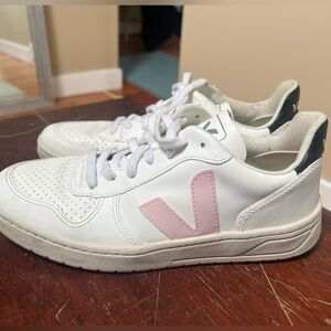 Veja sneakers
